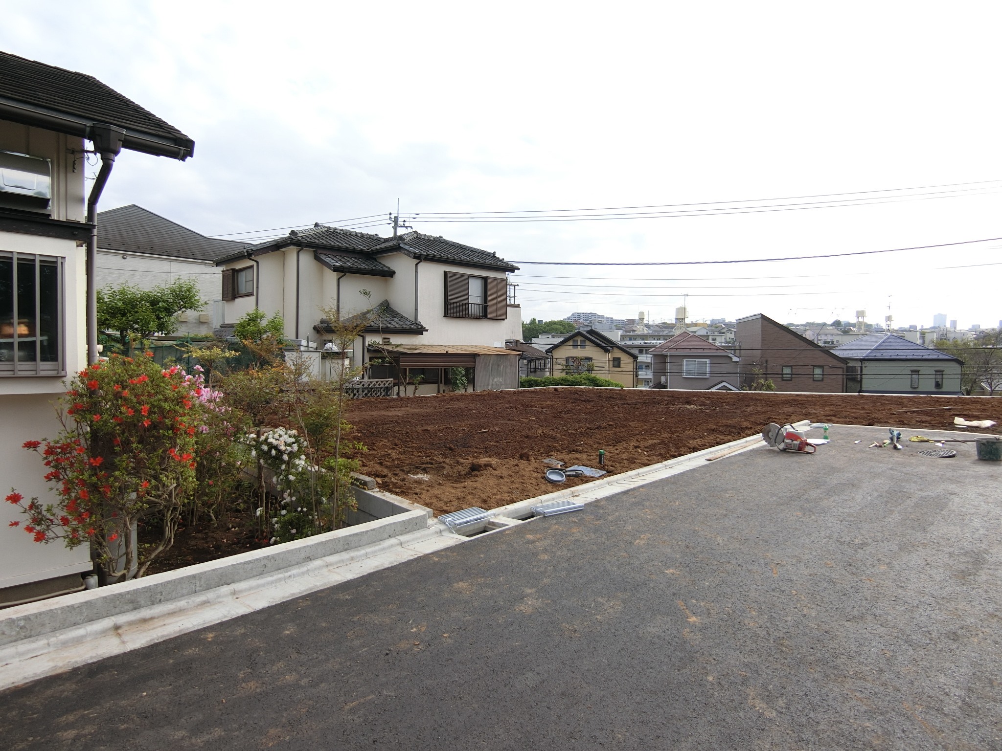 前面道路含む現地写真(2025年4月撮影)